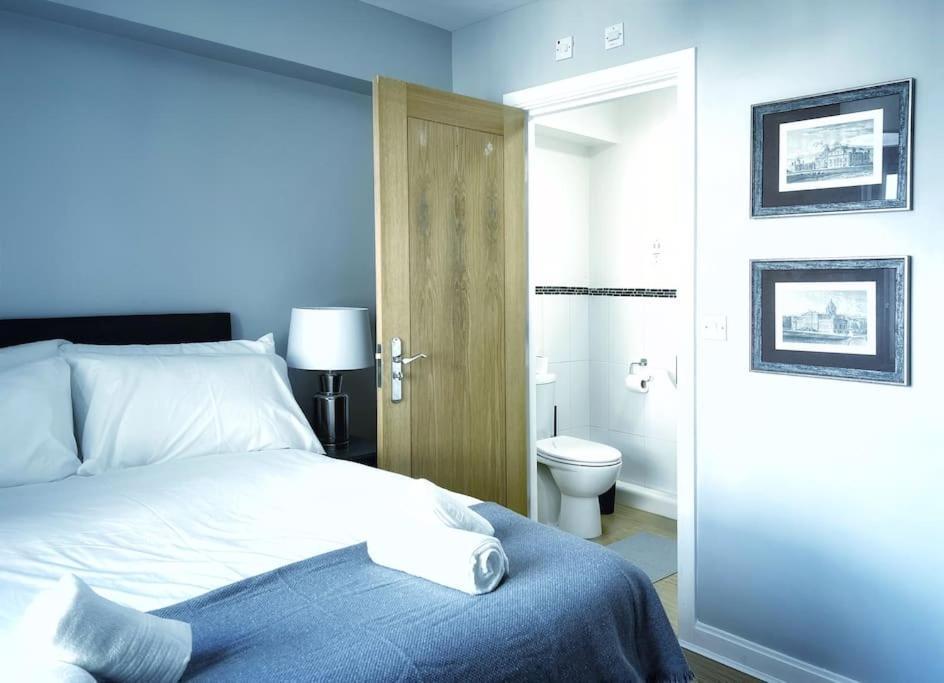 New Luxurious And Business Apt Leilighet Swansea Eksteriør bilde