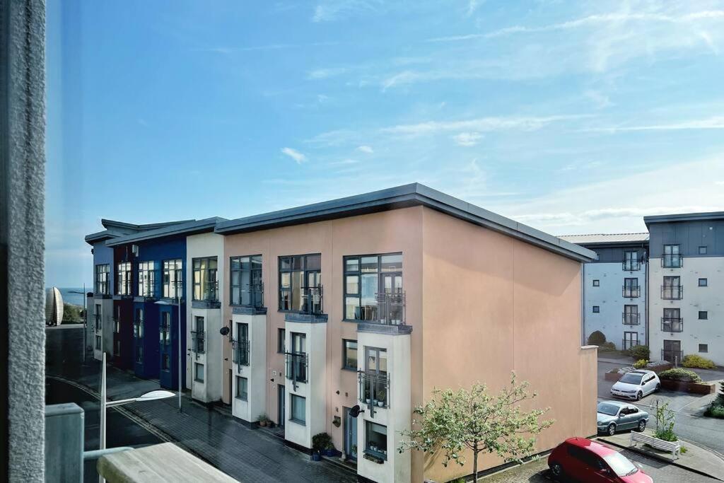 New Luxurious And Business Apt Leilighet Swansea Eksteriør bilde